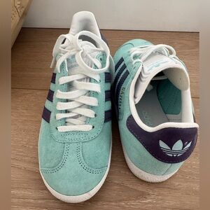 Turquoise Adidas gazelle (worn once)